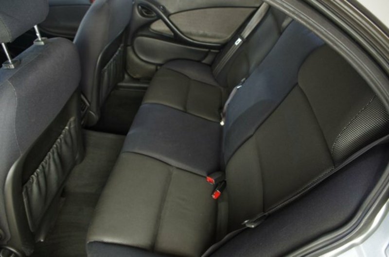 2004 HOLDEN COMMODORE SV6 VZ