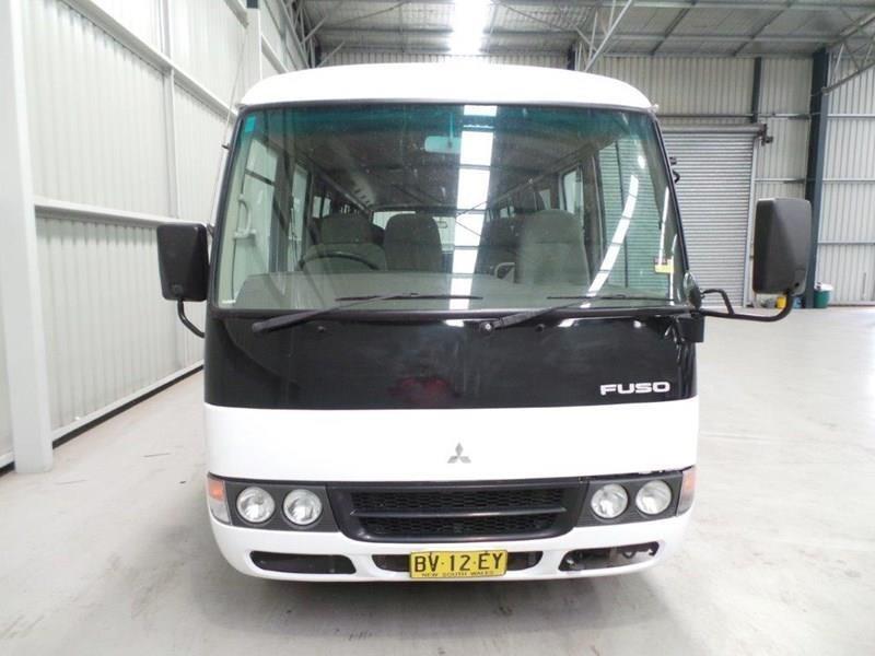 2010 MITSUBISHI ROSA BUS