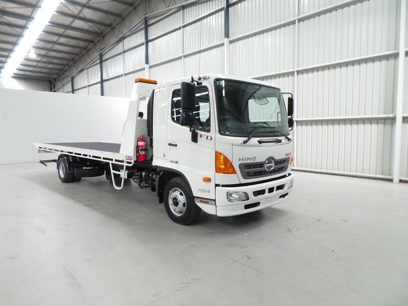 2017 HINO 500 SERIES - FD 1124 X-LONG