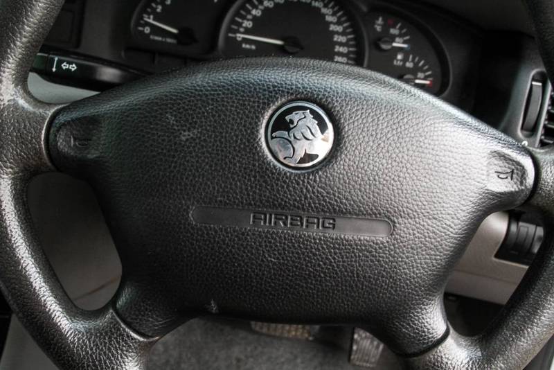 1999 HOLDEN VECTRA GL JSII
