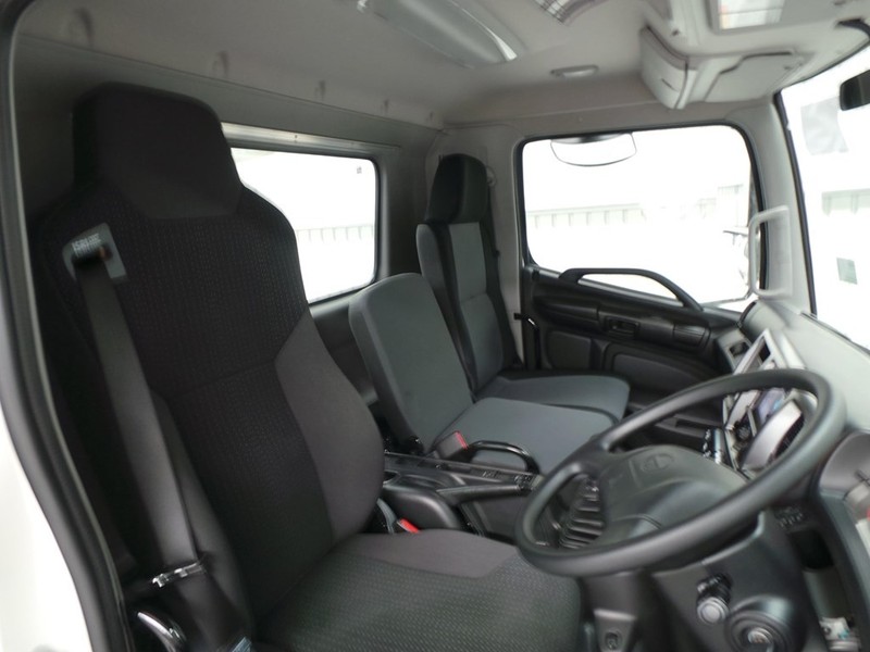 2016 HINO FC 1022-500 Series FC 1022-500 Series Truck