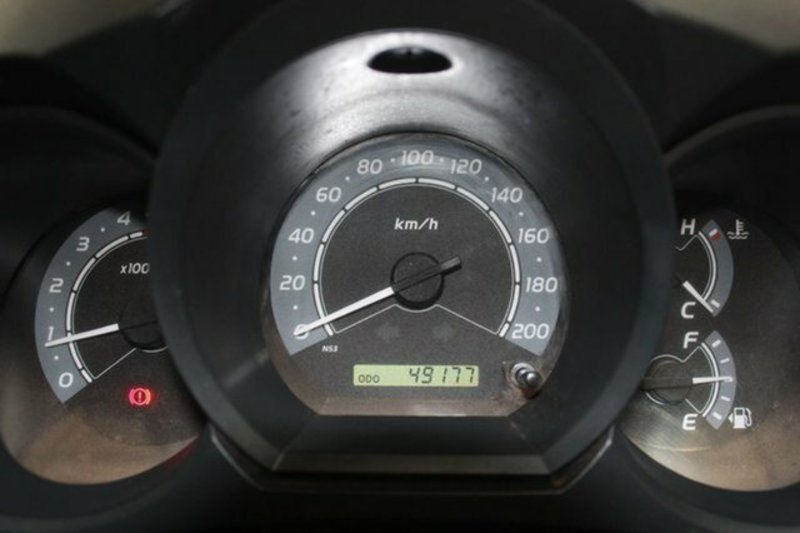 2010 TOYOTA HILUX SR KUN16R MY11 UPGRADE