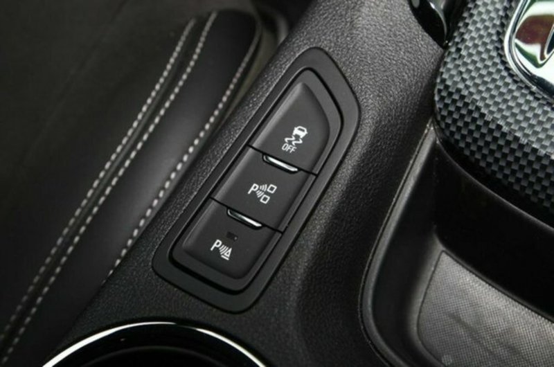 2014 HOLDEN COMMODORE SV6 VF