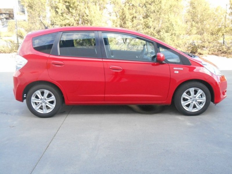 2013 HONDA JAZZ HYBRID GE MY13