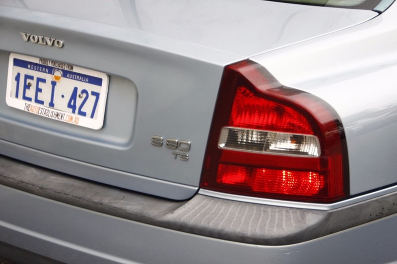 2000 VOLVO S80 T6 SE