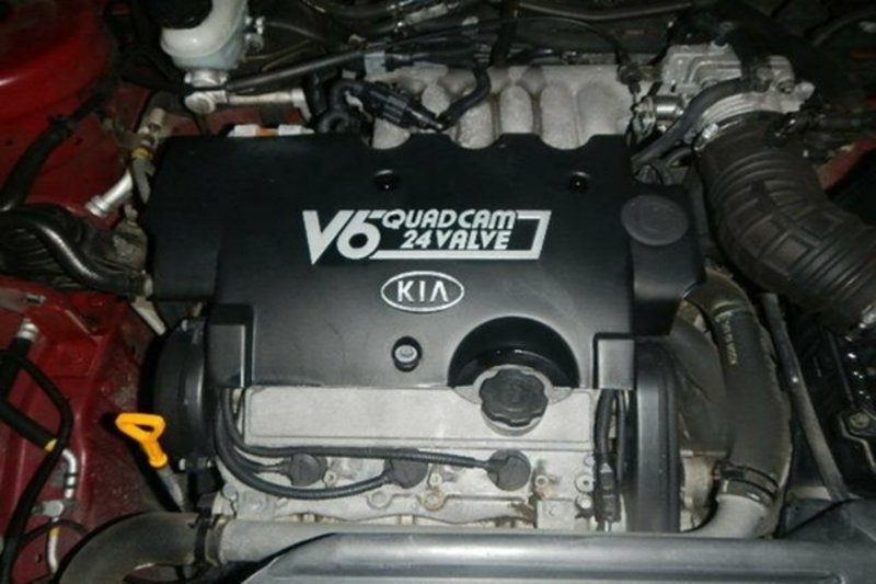2005 KIA CARNIVAL LS KV11