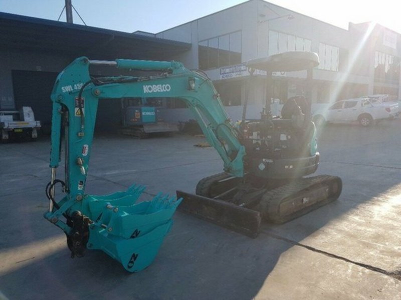 2012 KOBELCO SK35SR-5 -5