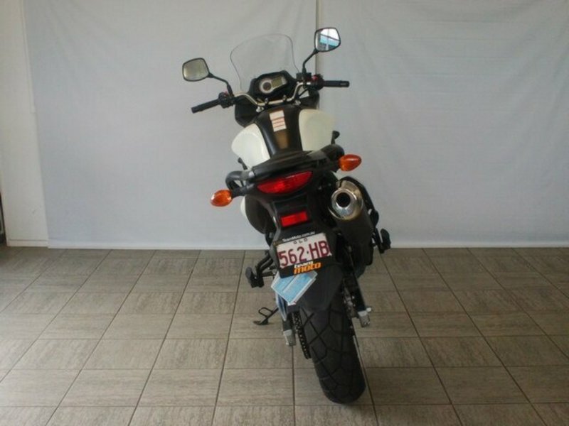 2011 SUZUKI 650CC DL650A V-STROM L2