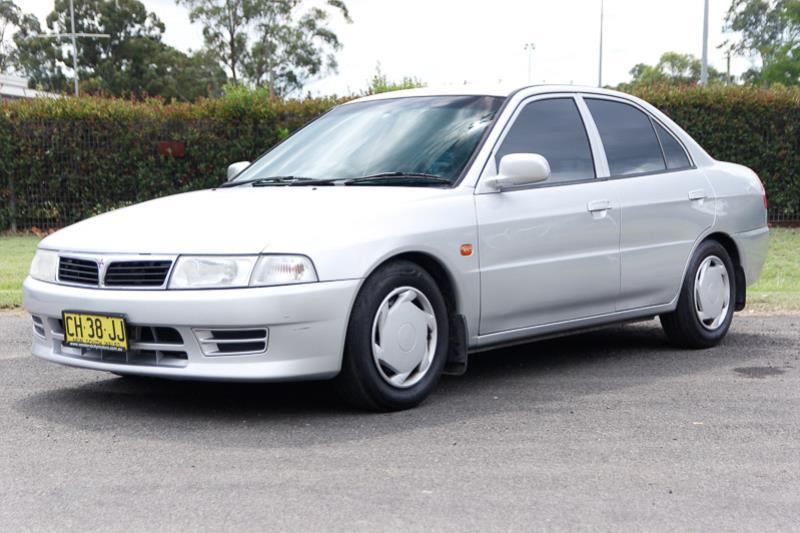 2002 MITSUBISHI LANCER GLi CE