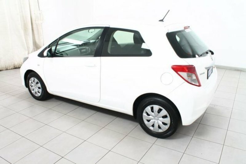 2011 TOYOTA YARIS YR NCP130R