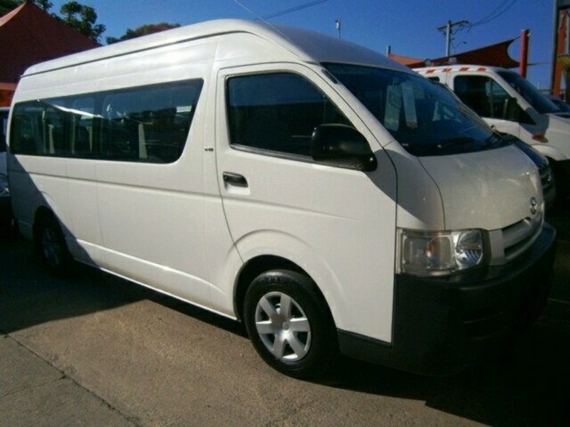 2005 TOYOTA HIACE COMMUTER KDH222R