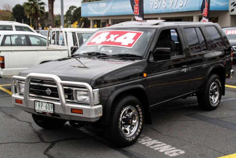 1993 NISSAN PATHFINDER Ti (4x4)