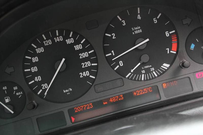 2003 BMW X5 3.0i E53