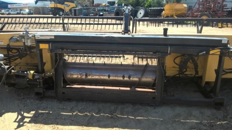 1999 NEW HOLLAND TX68 Plus TX68 Plus HarvesterHeader