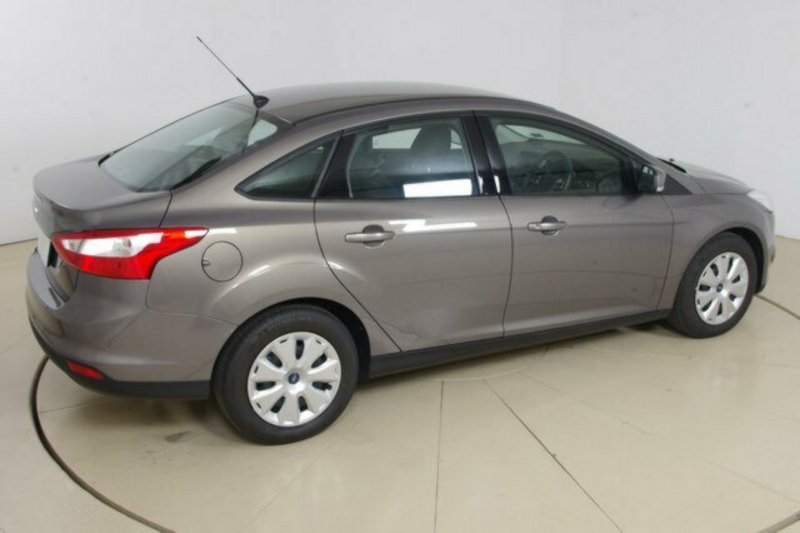 2013 FORD FOCUS AMBIENTE LW MK2
