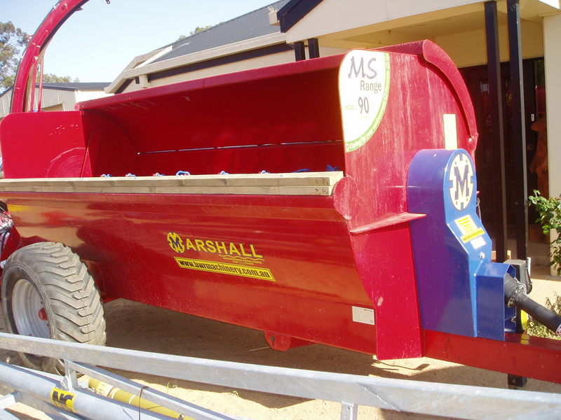 ROTO MUCK SPREADER 553-13