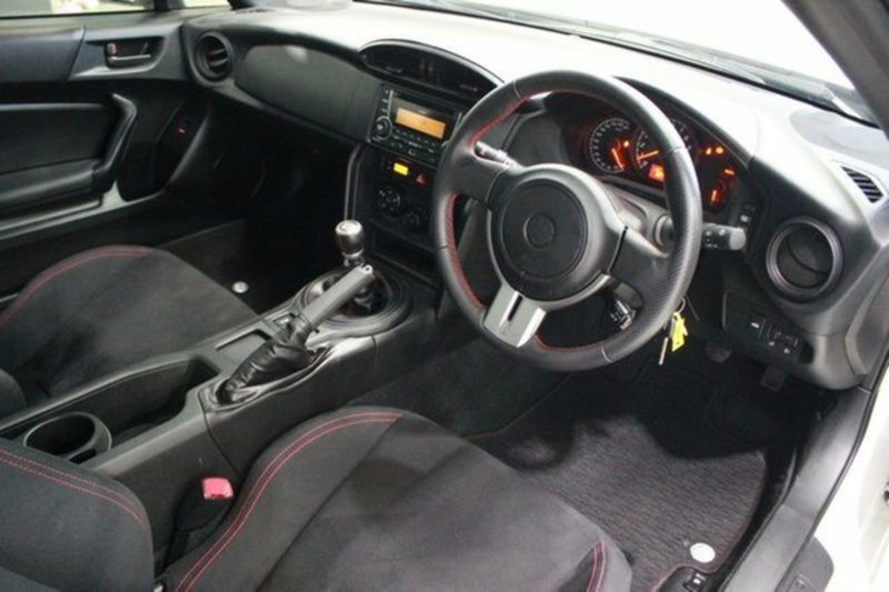 2013 TOYOTA 86 GT ZN6