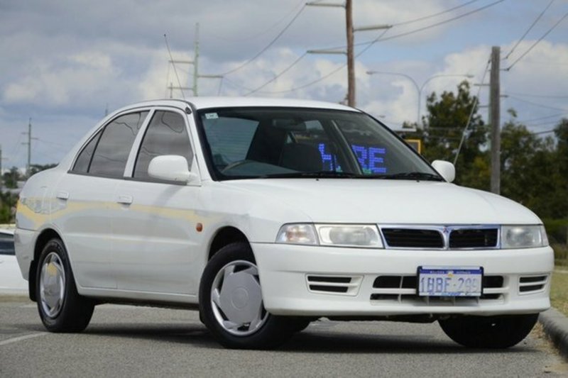 2001 MITSUBISHI LANCER GLi CE