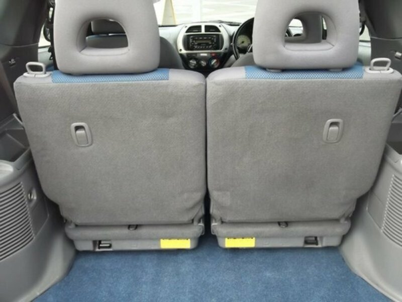 2001 TOYOTA RAV4 CRUISER (4x4) ACA20R