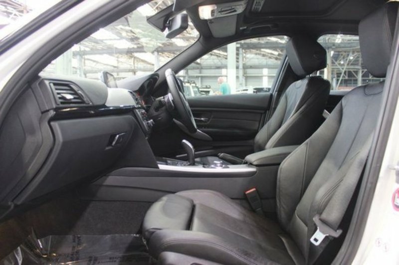 2014 BMW 3 20d SPORT LINE F30 MY14