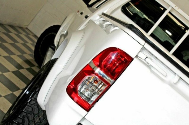 2012 TOYOTA HILUX SR (4x4) KUN26R MY12