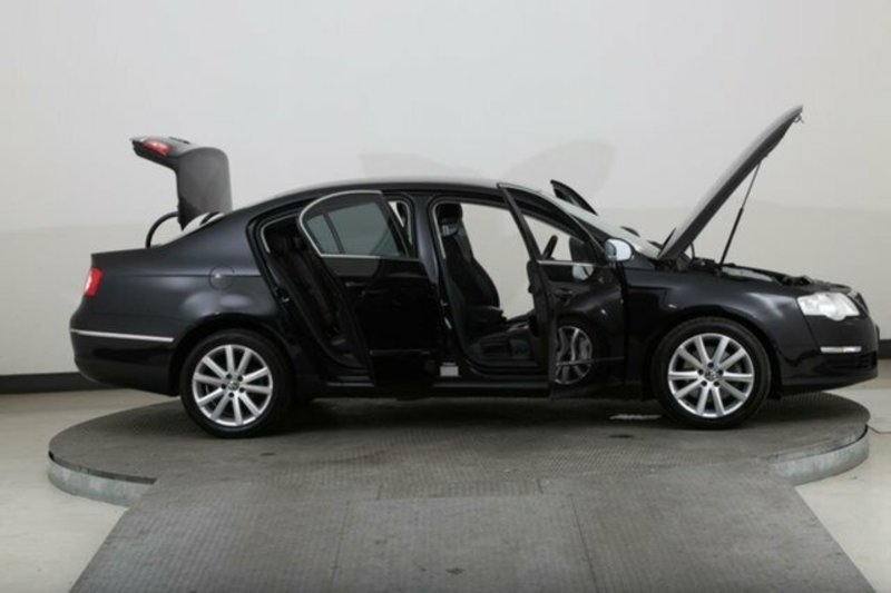 2010 VOLKSWAGEN PASSAT 125 TDI 3C MY10