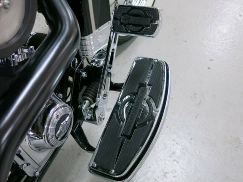 2003 HARLEY-DAVIDSON FLSTC Heritage Softail Classic