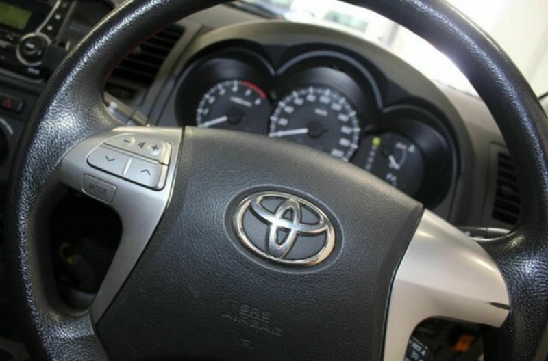 2012 TOYOTA HILUX SR (4x4) KUN26R MY12