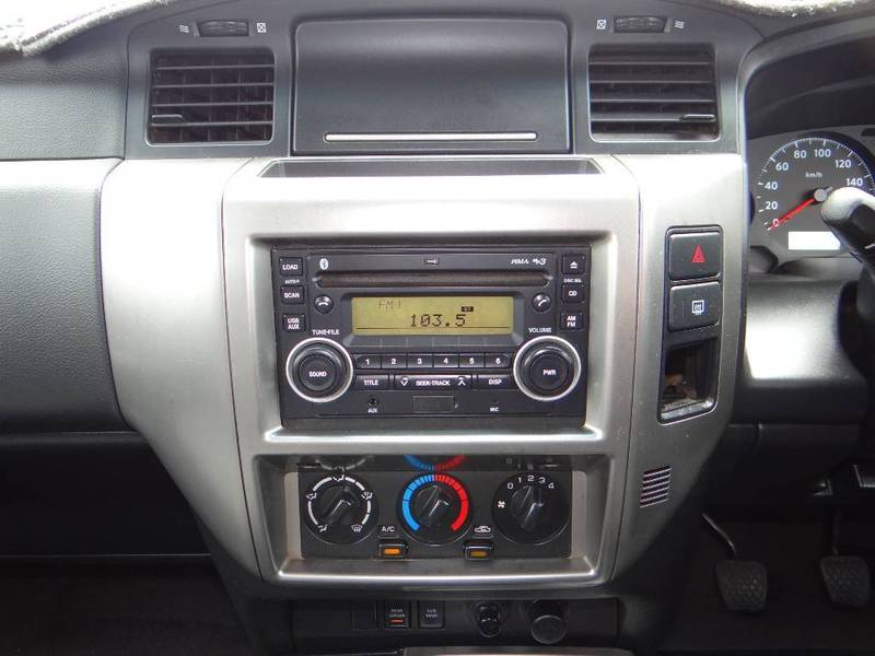 2011 NISSAN PATROL ST (4x4) GU VII