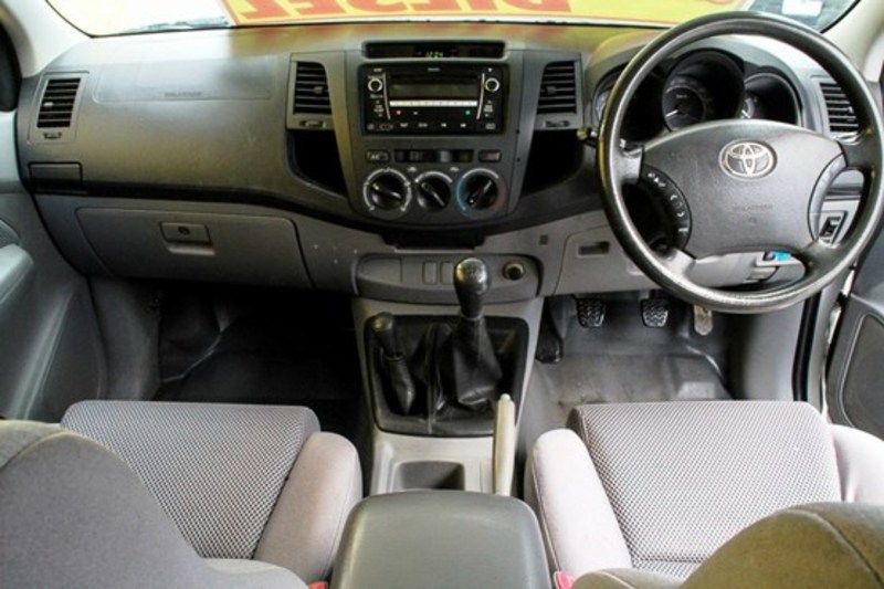2010 TOYOTA HILUX SR KUN26R MY10