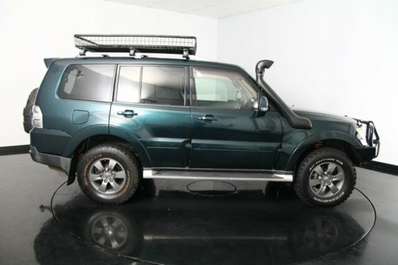 2007 MITSUBISHI PAJERO VR-X LWB (4x4) NS