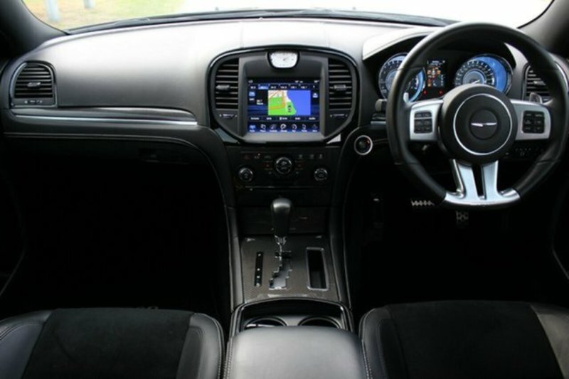 2012 CHRYSLER 300 SRT8 MY12