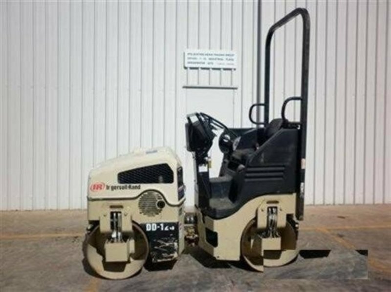 2004 Ingersoll Rand 7714 DD12 Roller 