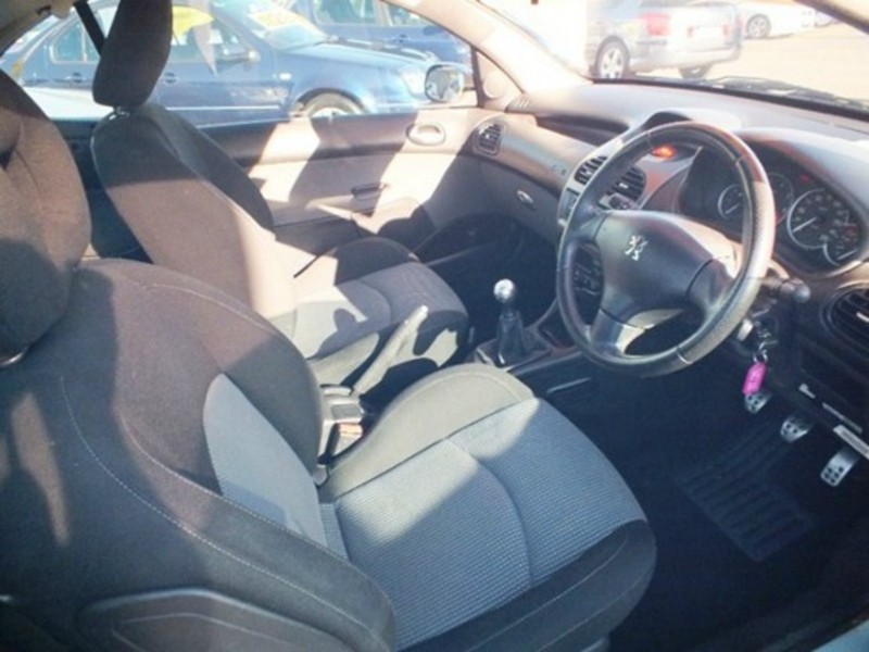 2005 PEUGEOT 206 CC