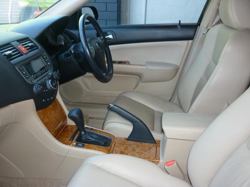 2005 HONDA ACCORD EURO LUXURY CL MY2006