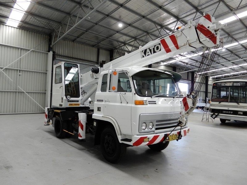 1982 ISUZU SBR SBR Truck