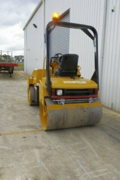 2003 CATERPILLAR 21430 CB334D Roller Compacti