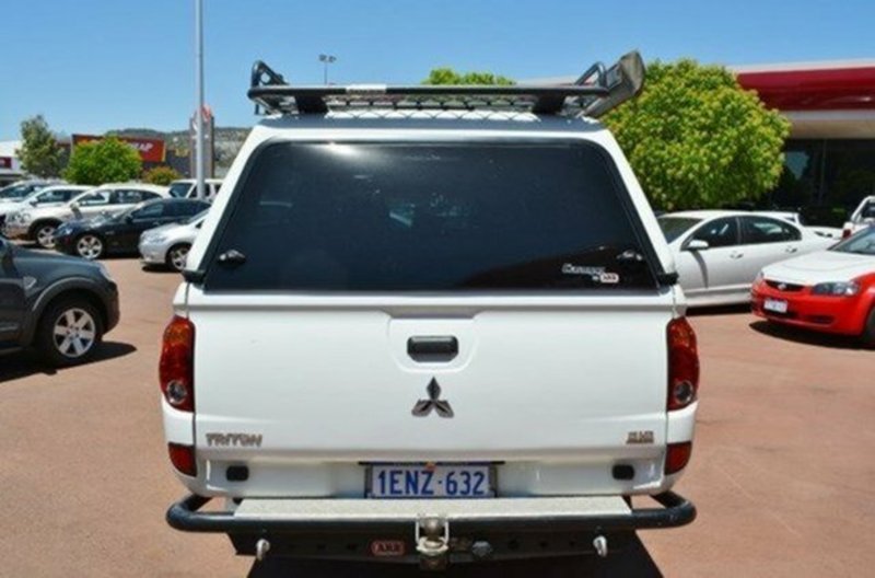 2014 MITSUBISHI TRITON GLX MN
