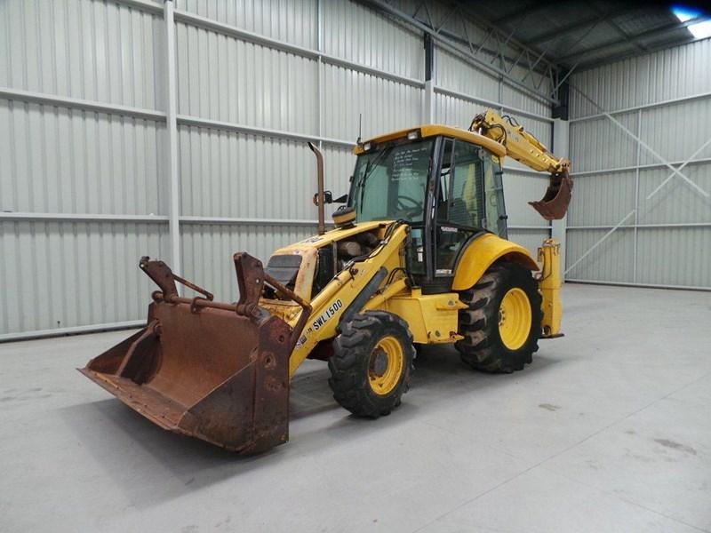 2000 NEW HOLLAND NH95 BACKHOE LOADER