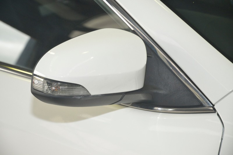 2013 TOYOTA CAMRY HYBRID H AVV50R