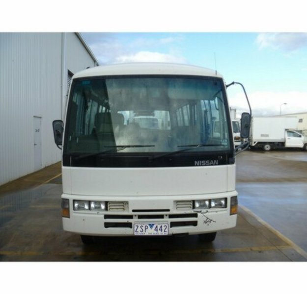 1995 NISSAN CIVILIAN W40