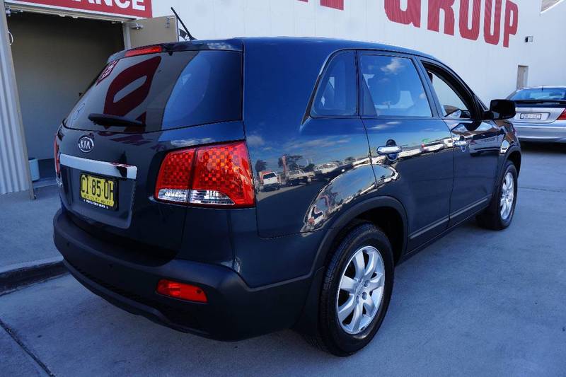 2010 KIA SORENTO Si (4x2) XM