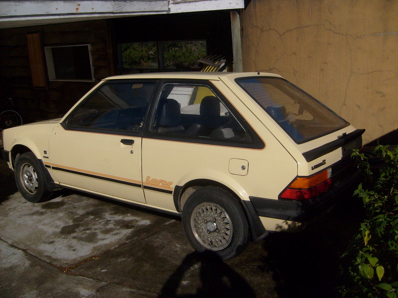 1982 FORD LASER SPORT KA