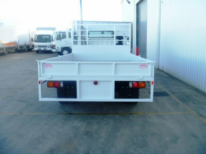 2003 MITSUBISHI CANTER