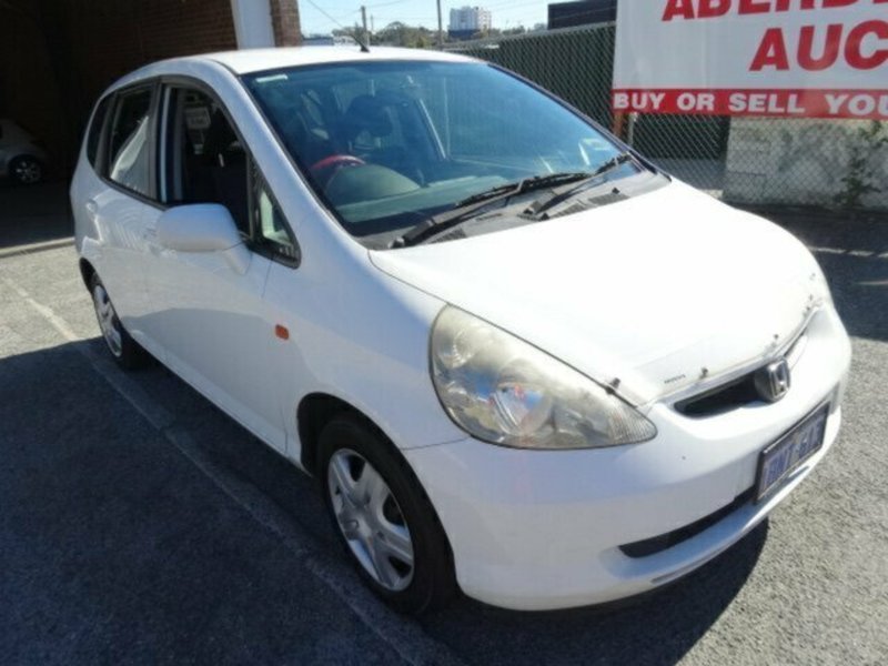2003 HONDA JAZZ VTi