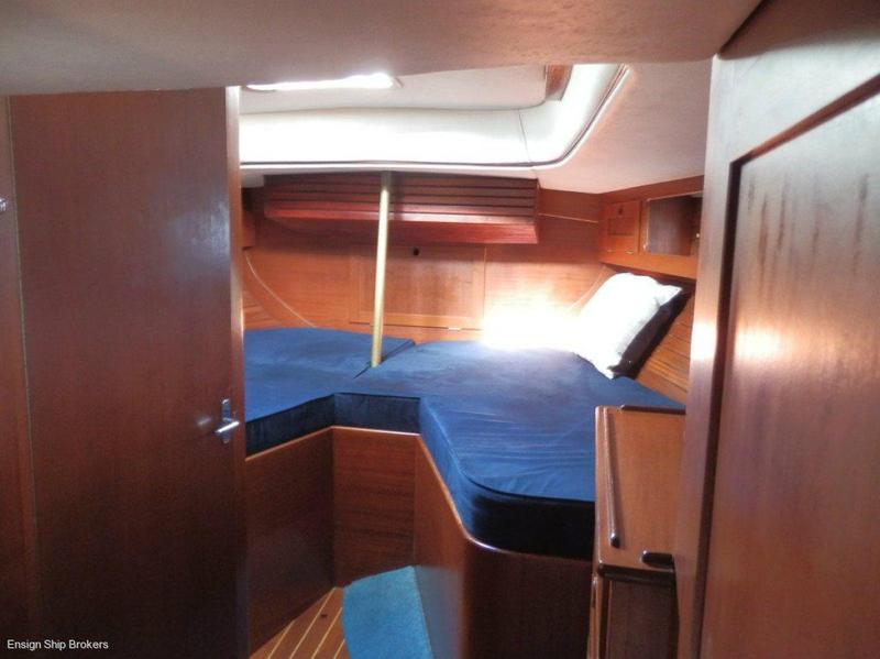 Hallberg Rassy 42E