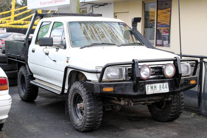 1994 TOYOTA HILUX (4x4) LN106R