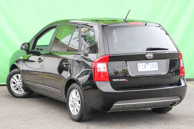 2011 KIA RONDO Si UN MY11