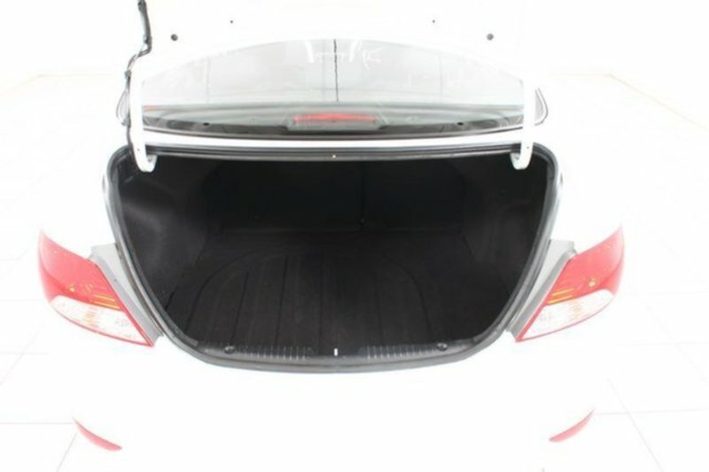 2013 HYUNDAI ACCENT ACTIVE RB2