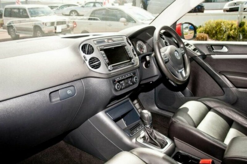 2011 VOLKSWAGEN TIGUAN 155TSI DSG 4-Motion 5N MY12
